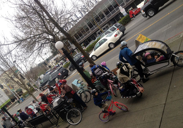 Kidical Mass massing up