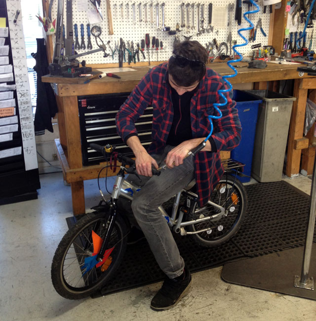 Mosquito grip adjustment