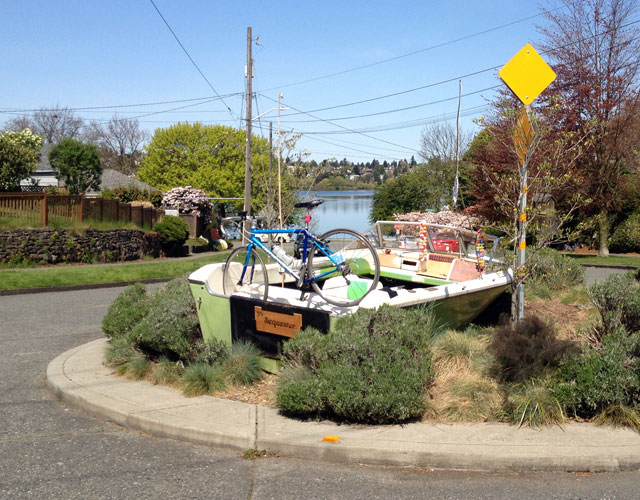 Bike on the traffic circle boat