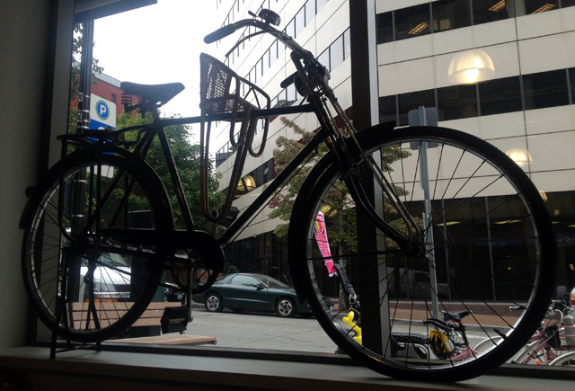Old Chinese bike at Velo