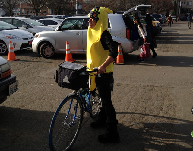 Seattle Cranksgiving banana-costumed participant