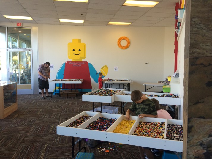 Inside Bricks & Minifigs
